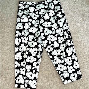 Floral Capri pants